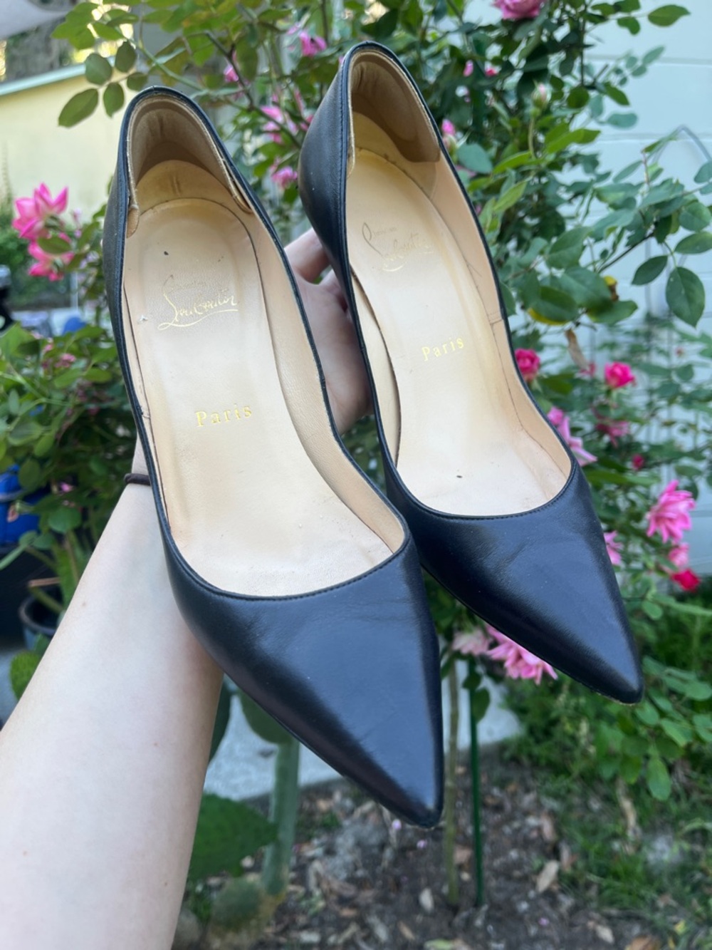 Christian Louboutin SIGNED Black Pointed Leather Pumps - Classic Stiletto